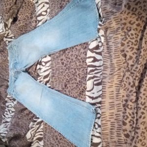 "BULLHEAD" DENIM LAGUNA JEANS "SIZE 1" REG.FIT...32' INCH LENGTH PERFECT COND...